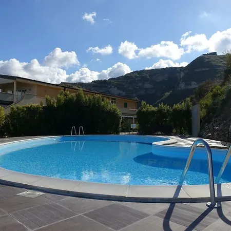 Terrazzo A8 Apartment *